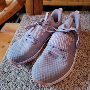 NWOT Nike Renew tennis shoes